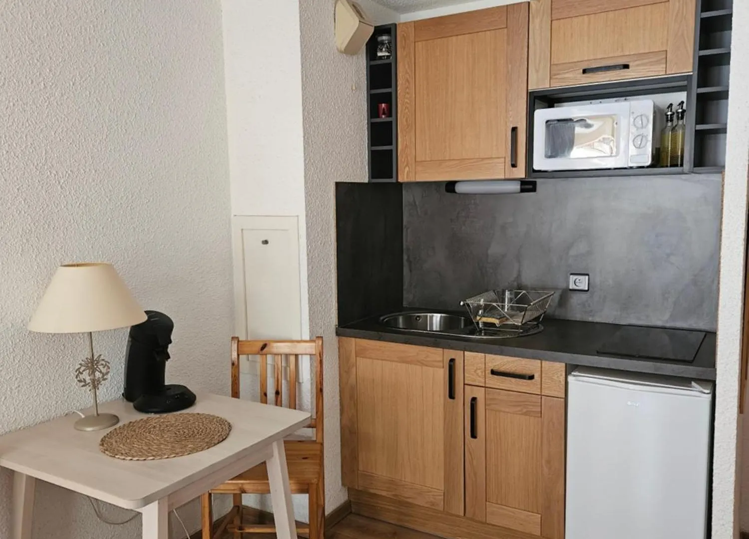 Apartment Studio Centre De Station Oz